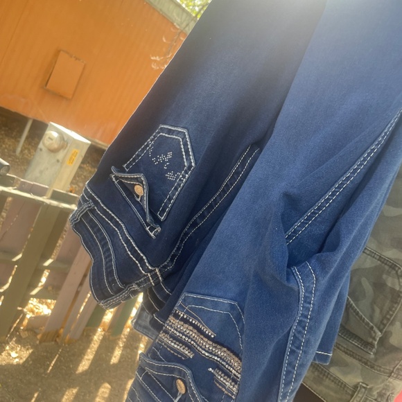 Women’s miss me jeans plus more - Picture 8 of 11